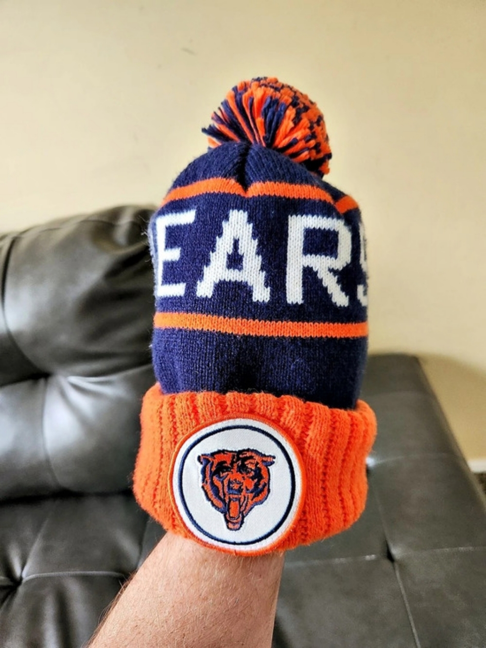 Mitchell & Ness Chicago Bears NFL Cuffed Pom Knit Beanie Cuffed Pom Knit Beanie